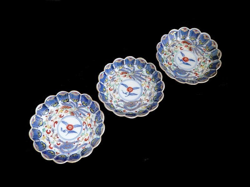 大聖寺伊万里　金襴手　鳳凰に雲龍の図　輪花４寸皿　３枚　E343AS-CBr