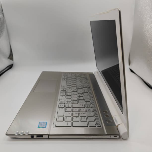 第8世代 i7 フルHD 15 NEC 16GB SSD256GB オフィス