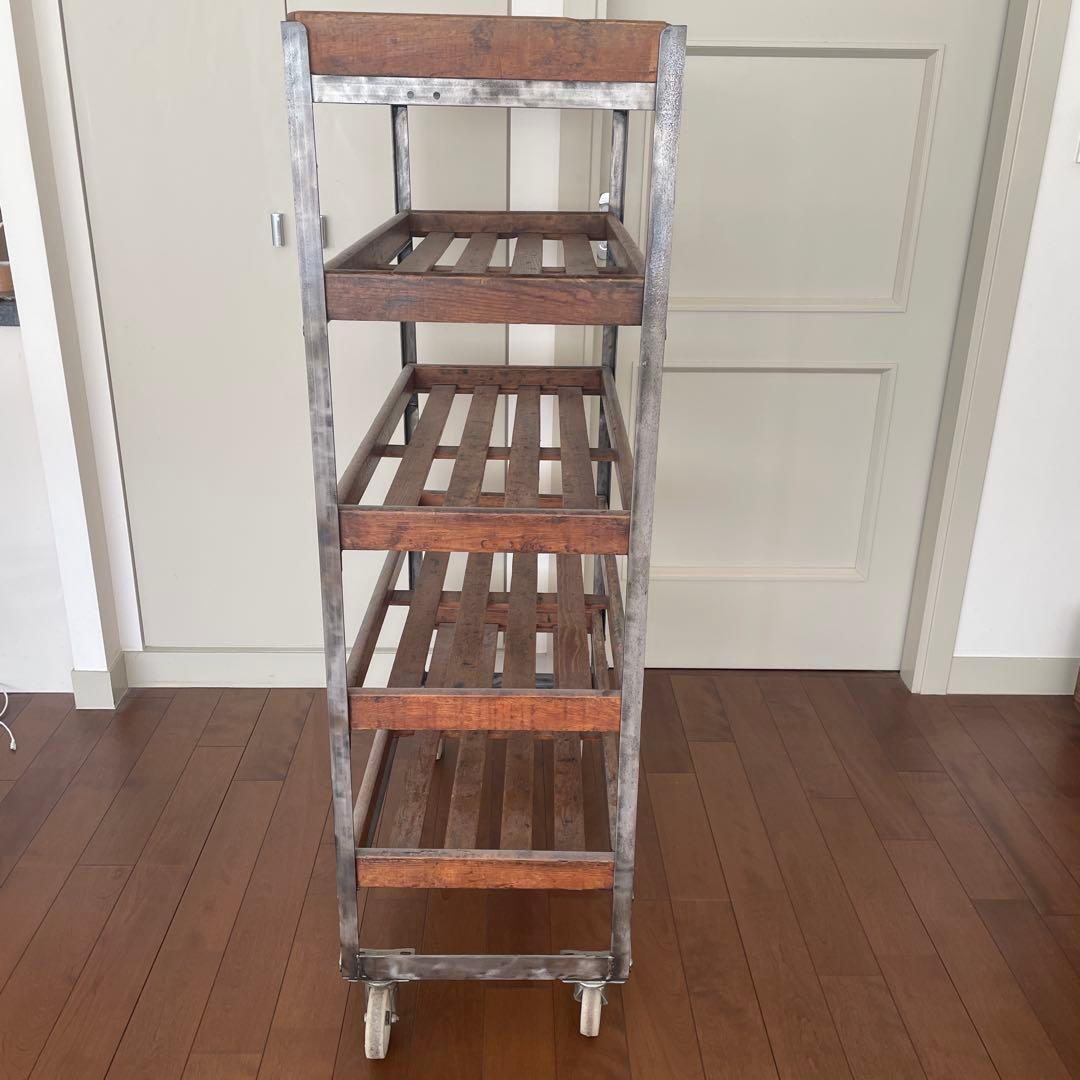 アンティーク キャスター付き棚