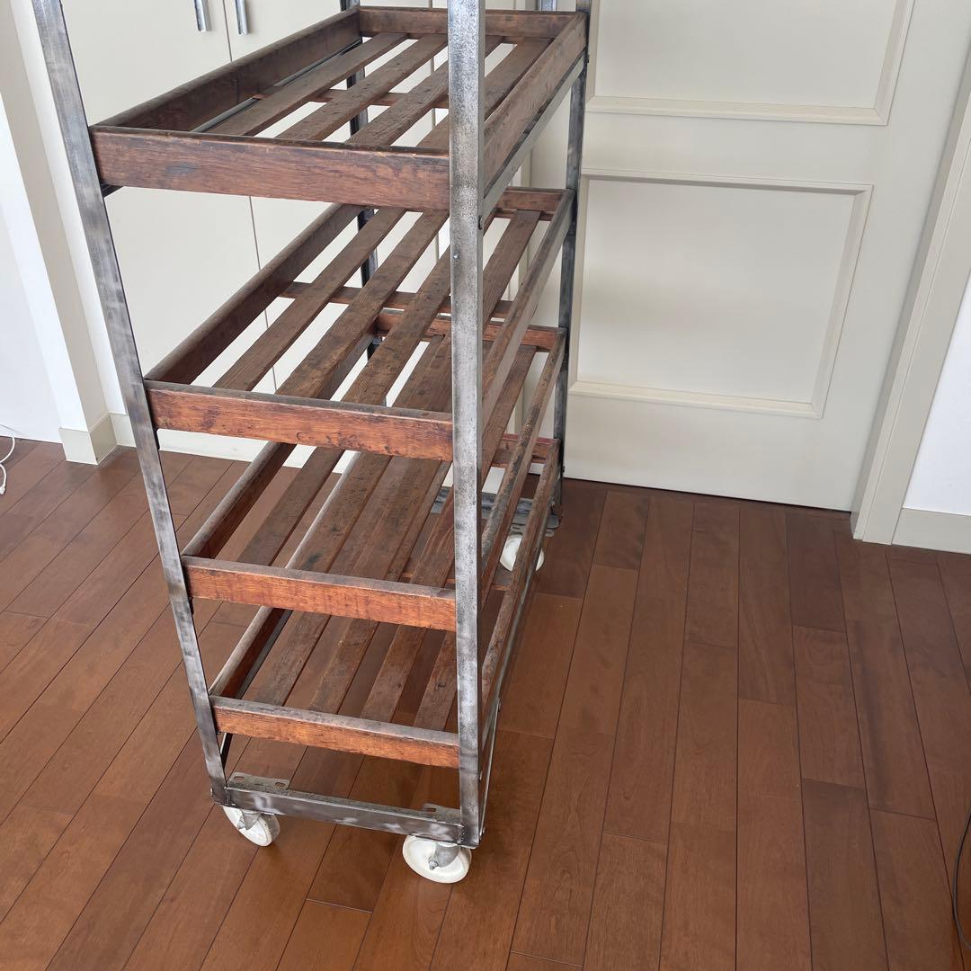 アンティーク キャスター付き棚