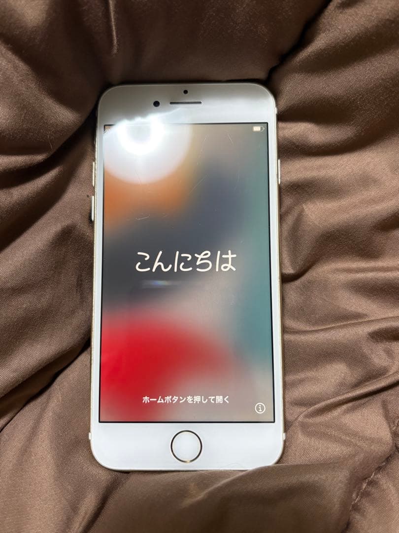 SIMフリー iPhone7 ゴールド