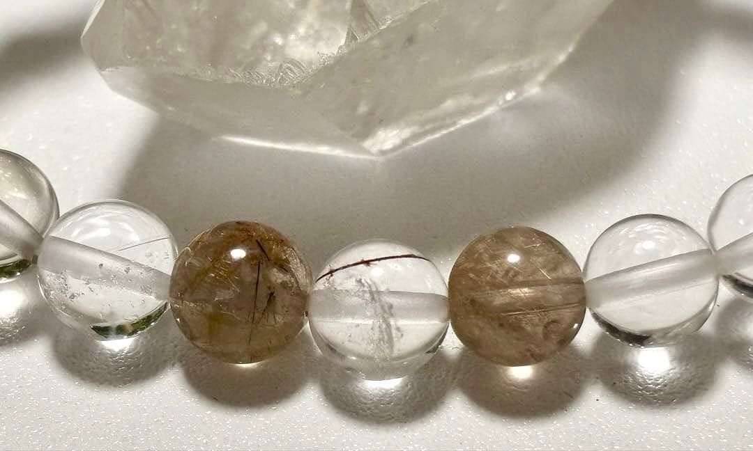 究極品質　超希少幻の銘石　現代に蘇った伝説の国産水晶　山梨乙女鉱山産水晶のブレス