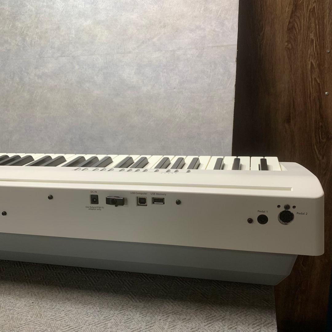 L057 Roland 電子ピアノ 2024年製 FP-30X