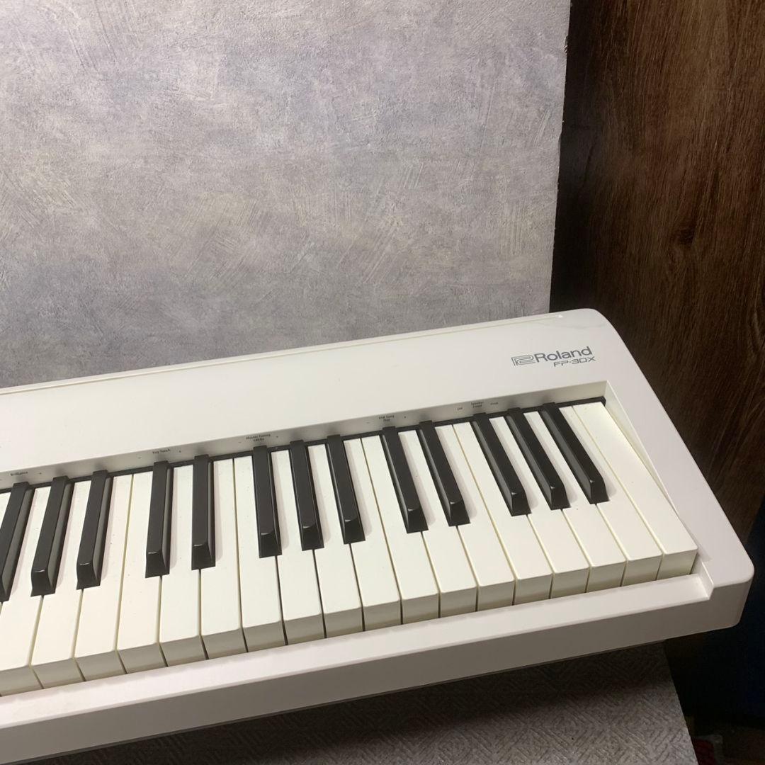 L057 Roland 電子ピアノ 2024年製 FP-30X