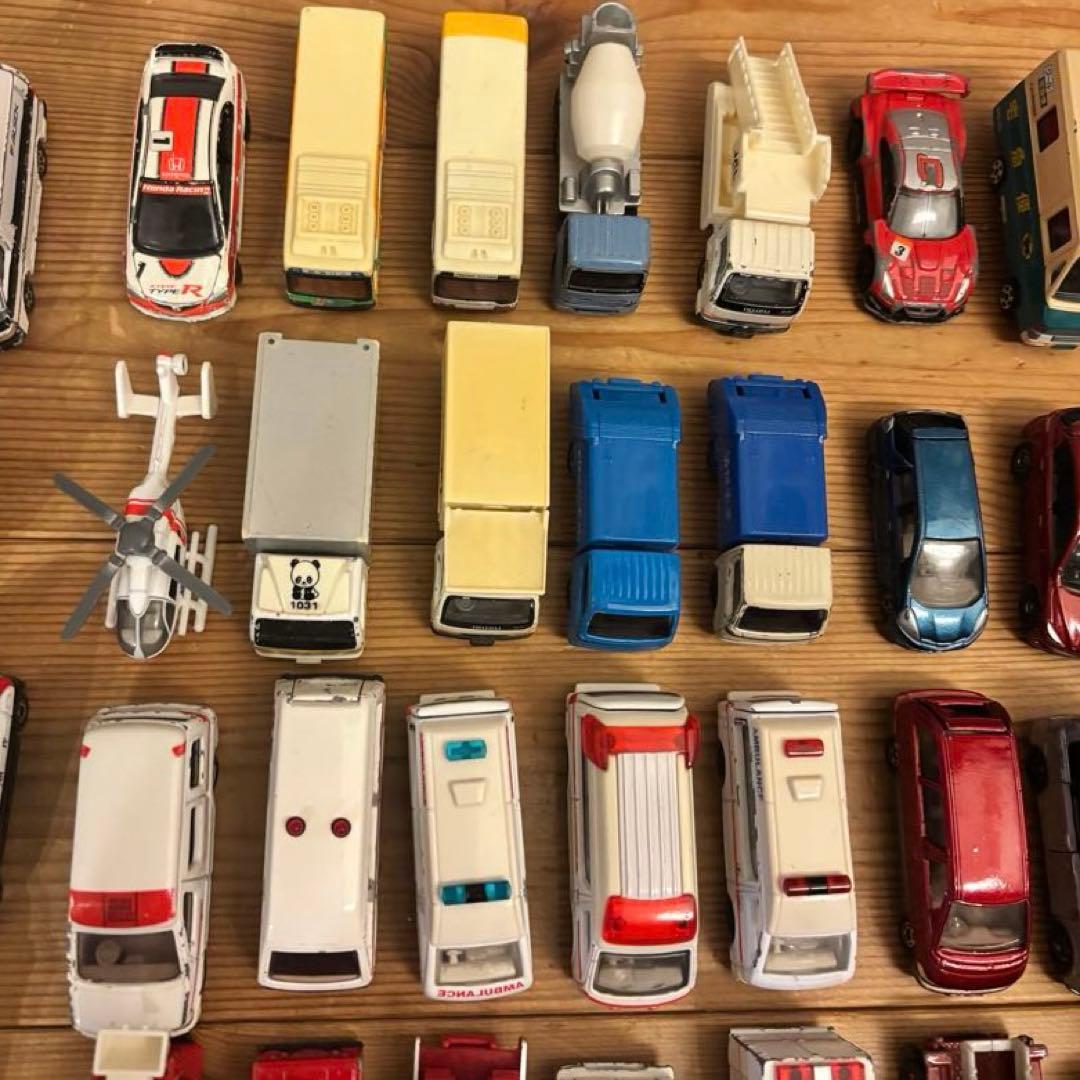 トミカ　118台＋その他8台セット