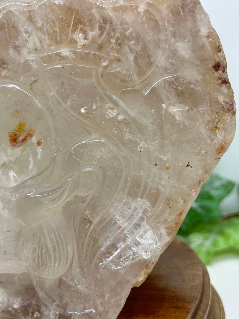 天然石水晶原石九尾浮き彫り