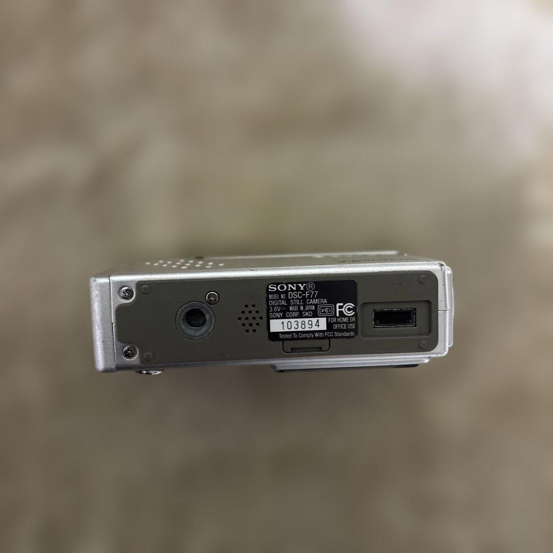SONY Cyber-shot 4.0メガピクセル DSC-F77