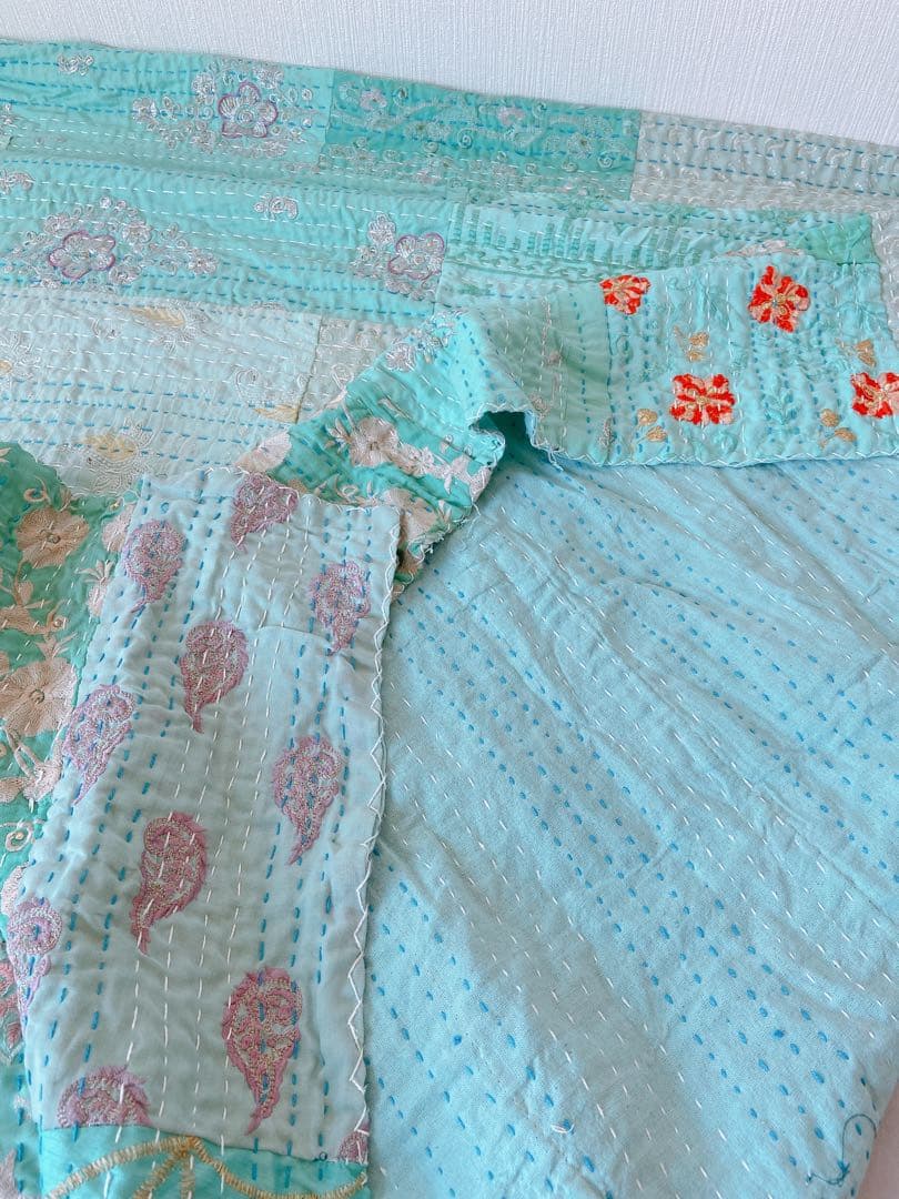 カンバディアキルト　ベッドカバー　シングルサイズ　グリーン