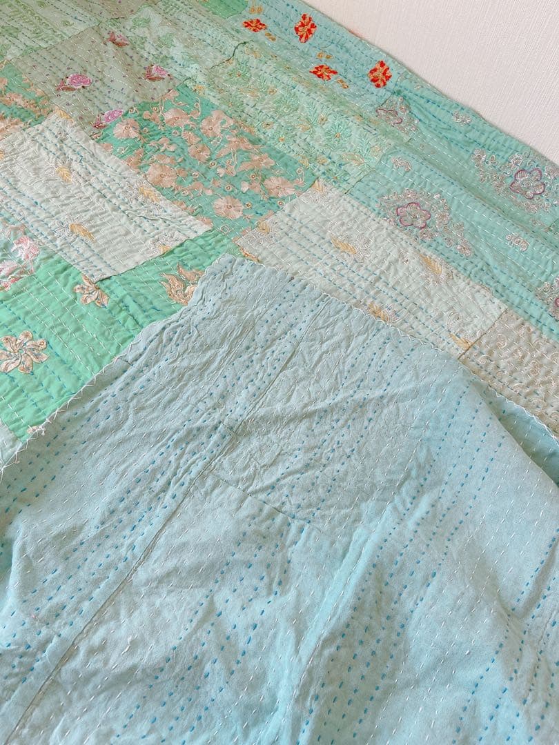 カンバディアキルト　ベッドカバー　シングルサイズ　グリーン