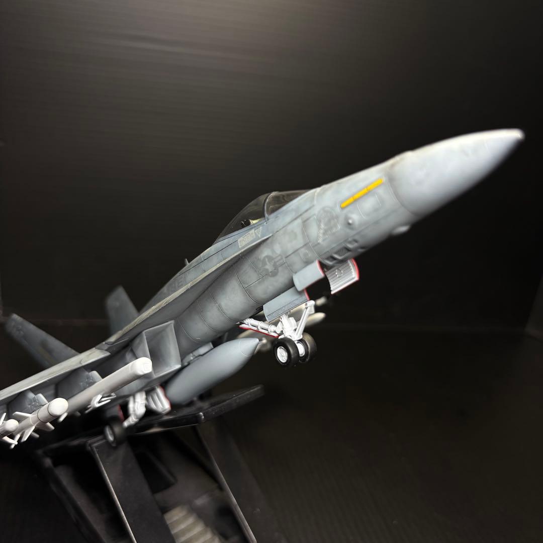 F18 スーパーホーネット(デモ機仕様) 1/72完成作品