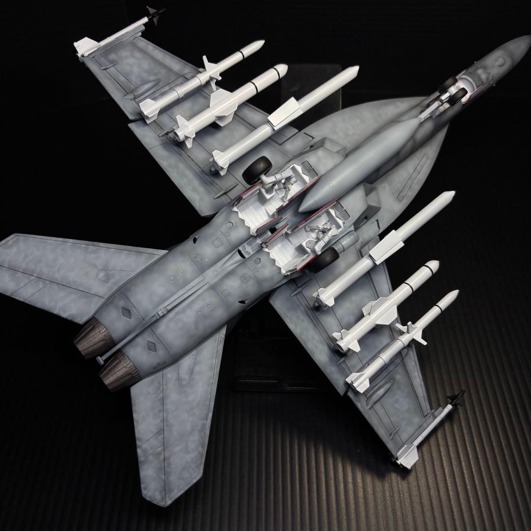 F18 スーパーホーネット(デモ機仕様) 1/72完成作品