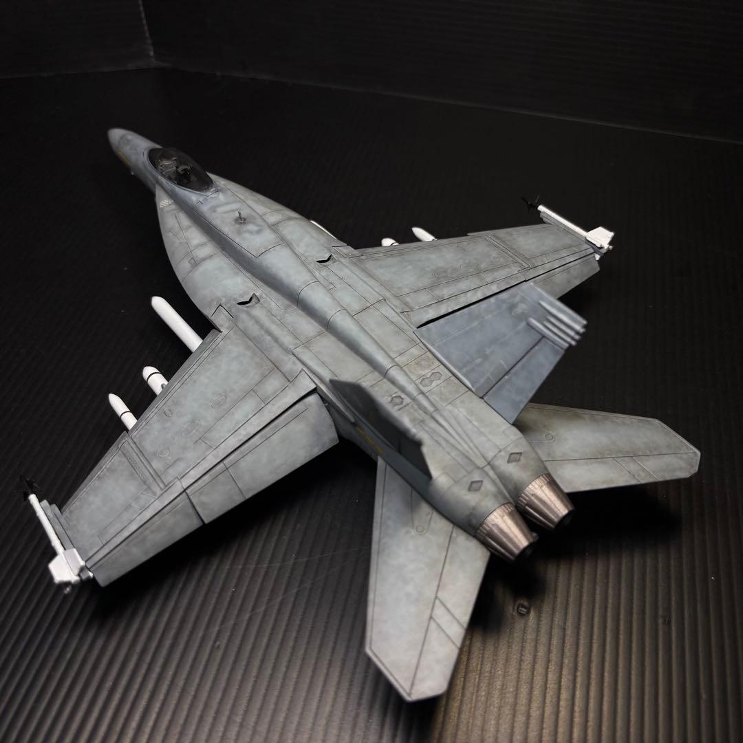 F18 スーパーホーネット(デモ機仕様) 1/72完成作品