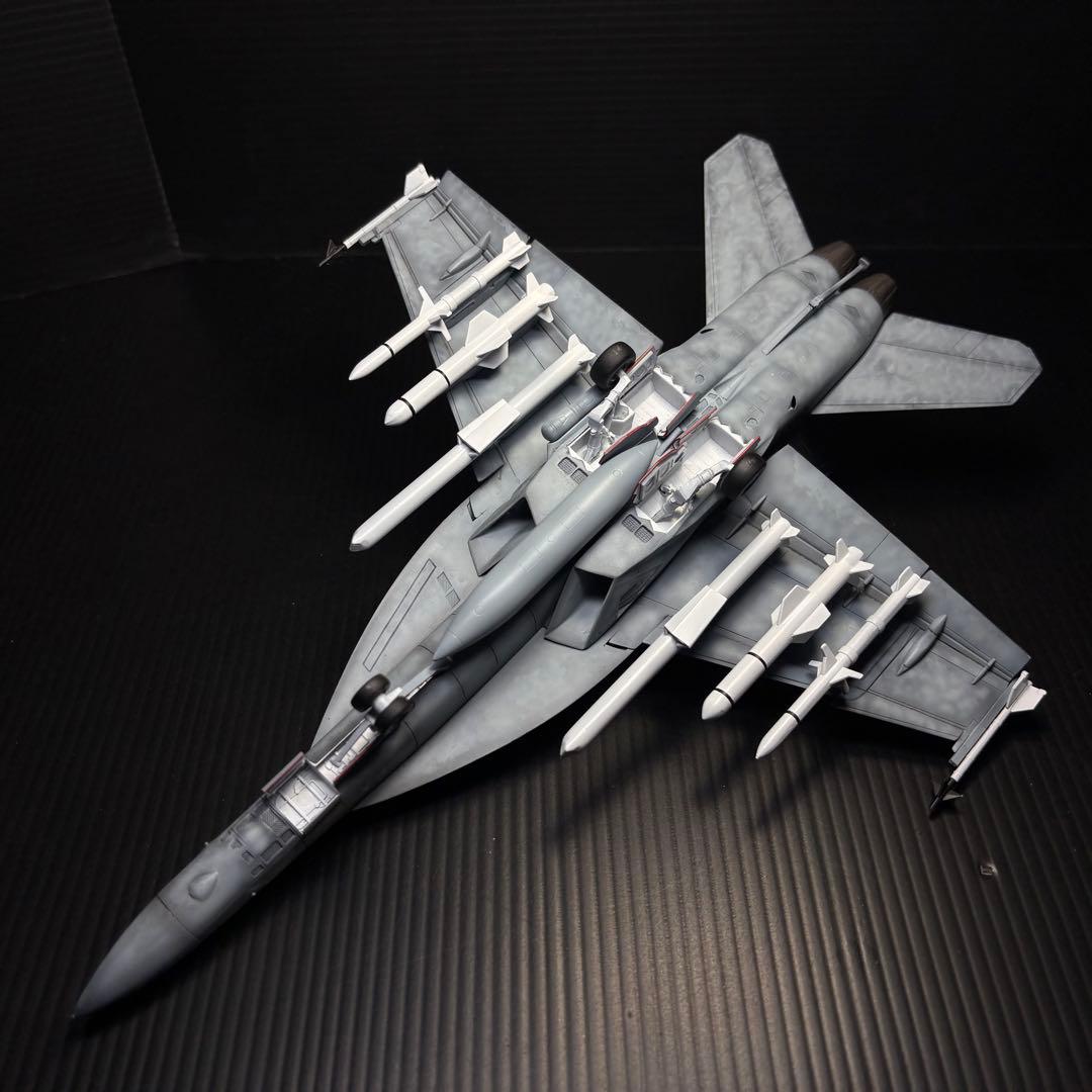 F18 スーパーホーネット(デモ機仕様) 1/72完成作品