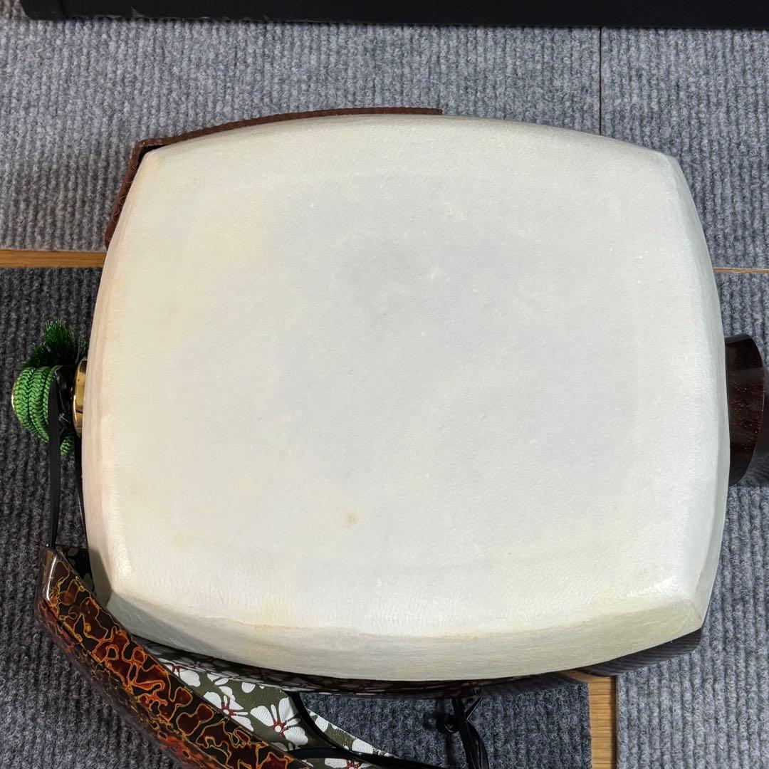 高級津軽三味線　太棹　犬皮　東さわり　鼈甲バチ　ハードケース付