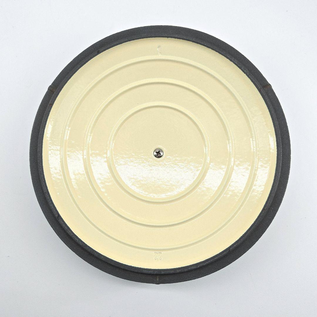 極美品　CHASSEUR　シャス－ル　 鋳鉄　ホーロ－両手鍋　ココット　22cm