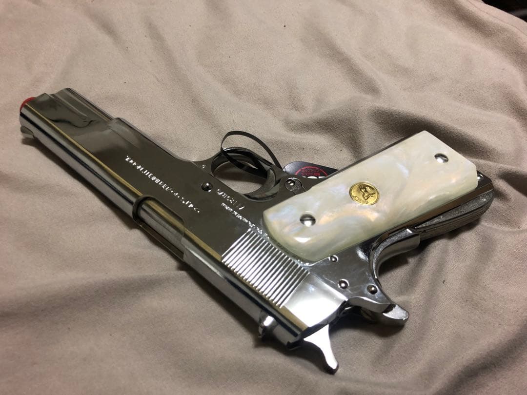 【東京マルイ】コルトガバメント　シリーズ70　ニッケルフィニッシュ　ガスガン