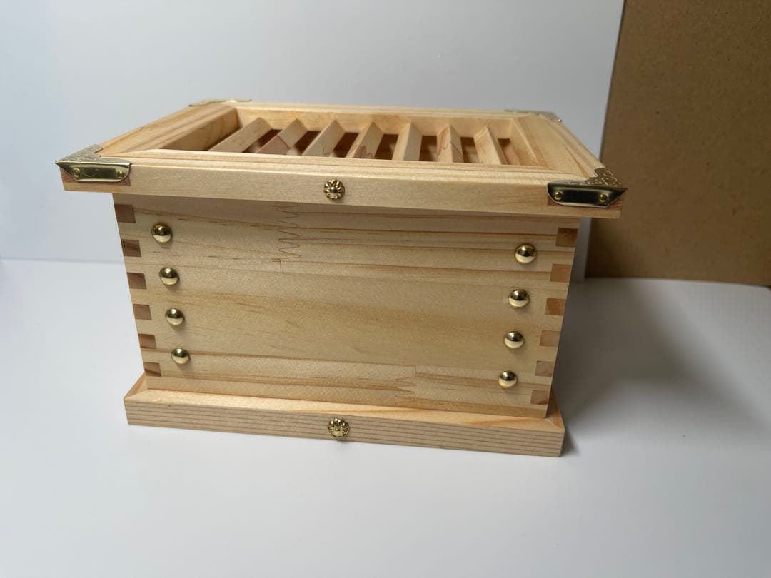 【貯金箱】ミニ賽銭箱(あられ組・天然蜜蝋ワックス仕上げ