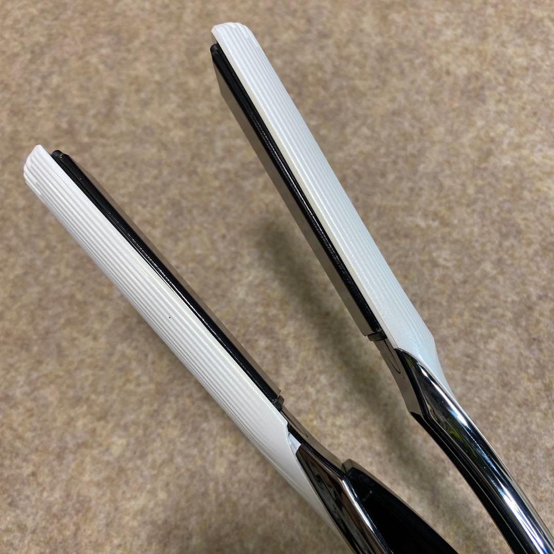 MTG リファ　ビューテック ストレートアイロン　ヘアビューロン　ReFa