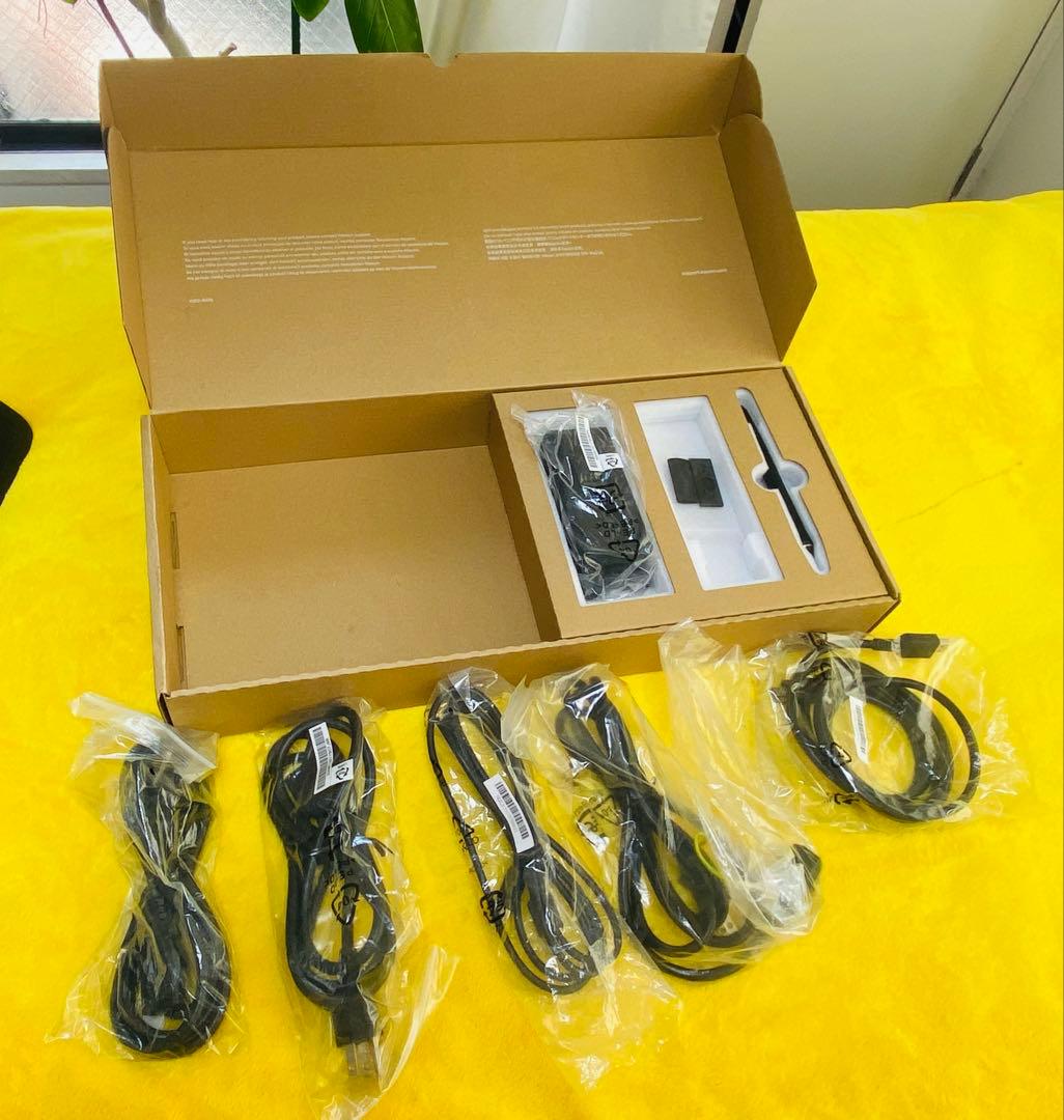 WACOM Cintiq 22 (DTK2260K0D)液タブ 21.5型