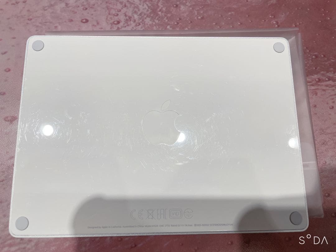 美品　Apple Magic Trackpad 2