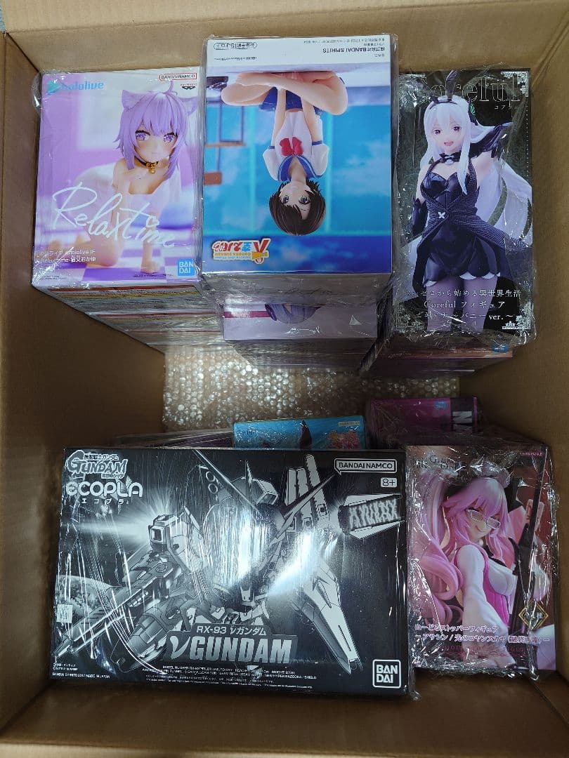 プライズフィギュア 詰め合わせ 20点 ＋ ガンプラ１点
