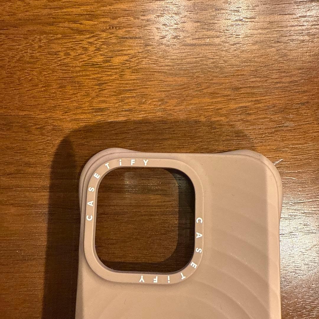 CASETiFY ベージュ マグセーフケース　iPhone16pro