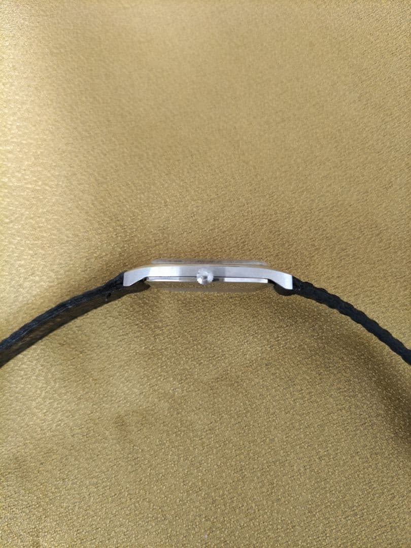 値下げ◆　TISSOT　VINTAGE　腕時計　スイス製　　薄型