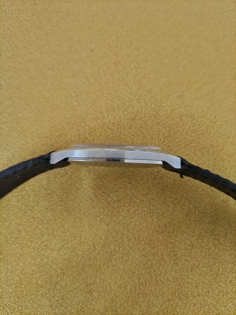 値下げ◆　TISSOT　VINTAGE　腕時計　スイス製　　薄型