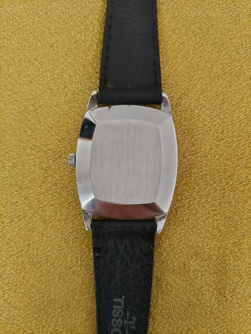 値下げ◆　TISSOT　VINTAGE　腕時計　スイス製　　薄型