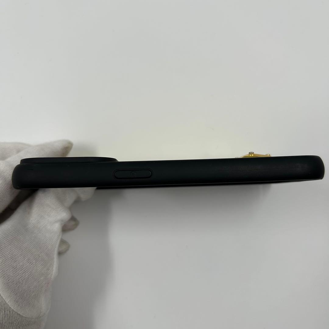 【PRADA】iPhone14pro用ケース 三角ロゴ サフィアーノレザー 黄色