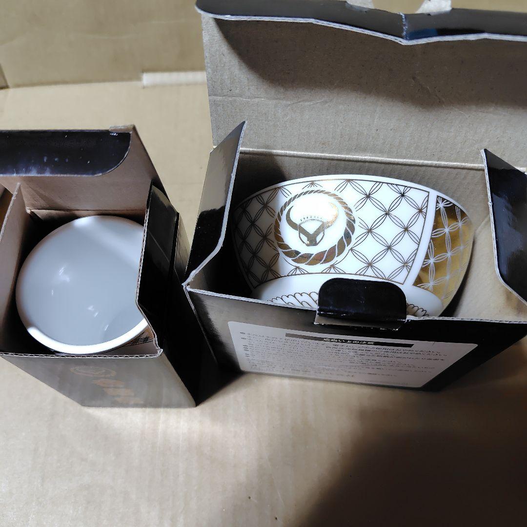 吉野家オリジナル丼 ・湯呑み・れんげ（金柄）箸・箸おきセット