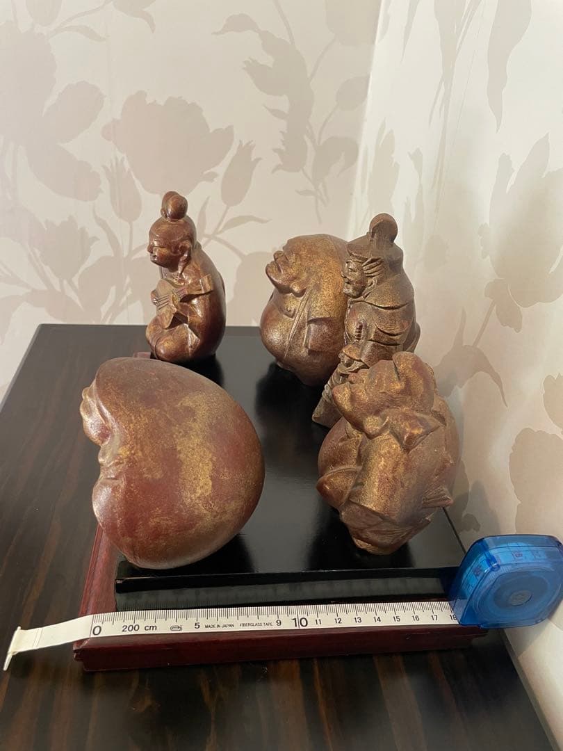 美品　鉄製 高級　七福神 置物 ゴールド　黒台座付き　黒色漆塗り板2枚付き