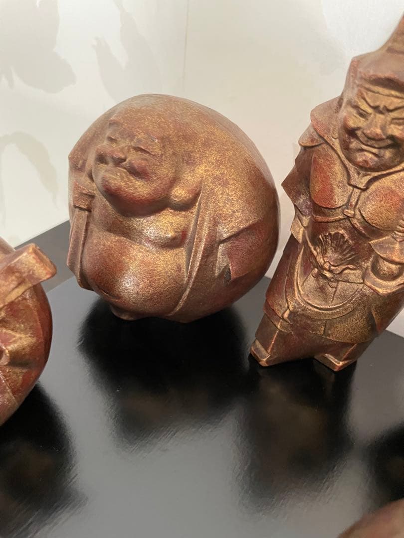 美品　鉄製 高級　七福神 置物 ゴールド　黒台座付き　黒色漆塗り板2枚付き