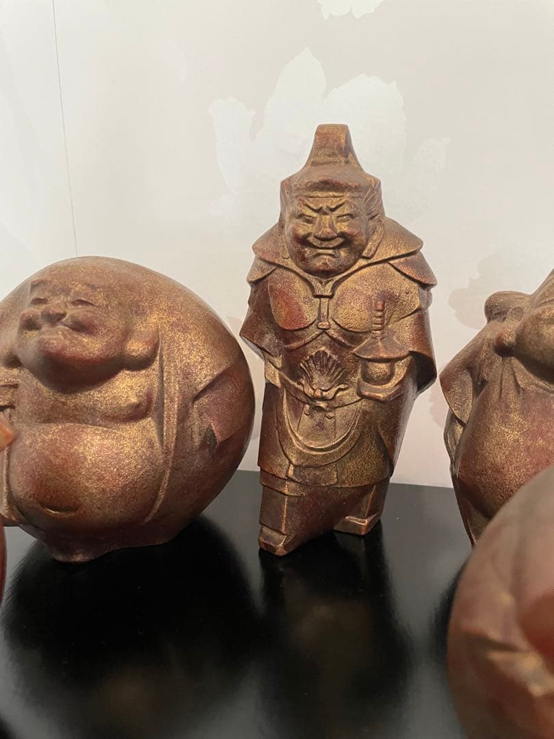 美品　鉄製 高級　七福神 置物 ゴールド　黒台座付き　黒色漆塗り板2枚付き
