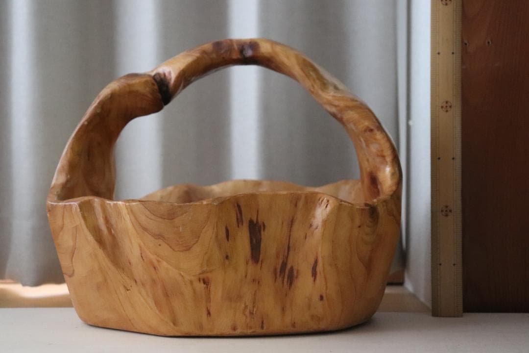 天然木　無垢材　くり抜き　手籠　花かご　果物かご