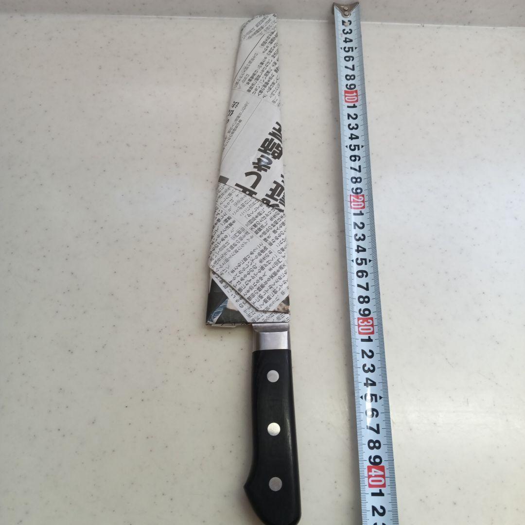 刃渡り約30cmの牛刀