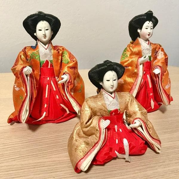 三人官女 (お道具なし) 雛人形 雛祭り 雛人形道具 初節句 海外土産 ギフト