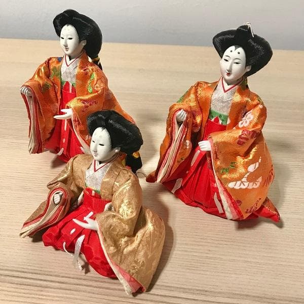 三人官女 (お道具なし) 雛人形 雛祭り 雛人形道具 初節句 海外土産 ギフト