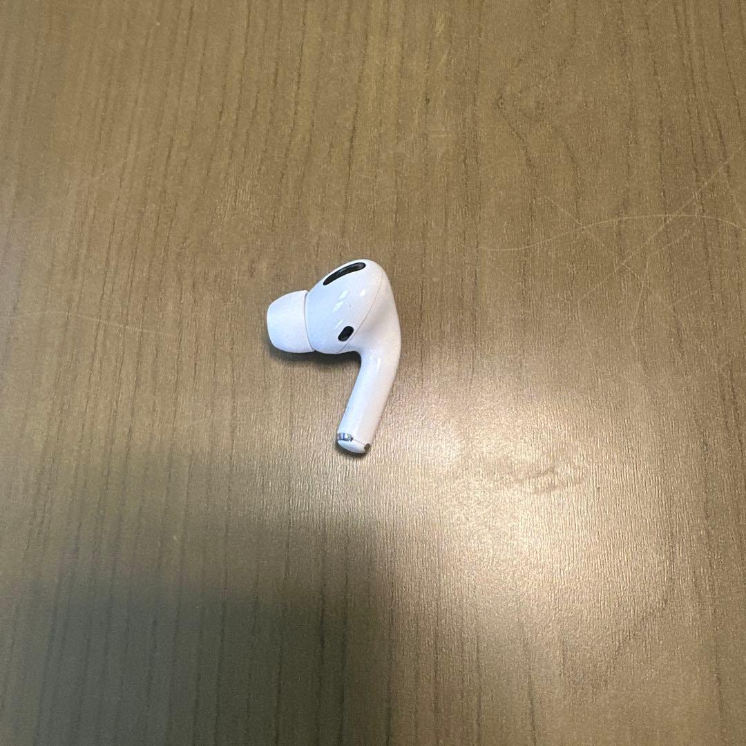 AirPods Pro 本体 ホワイト 充電ケース付