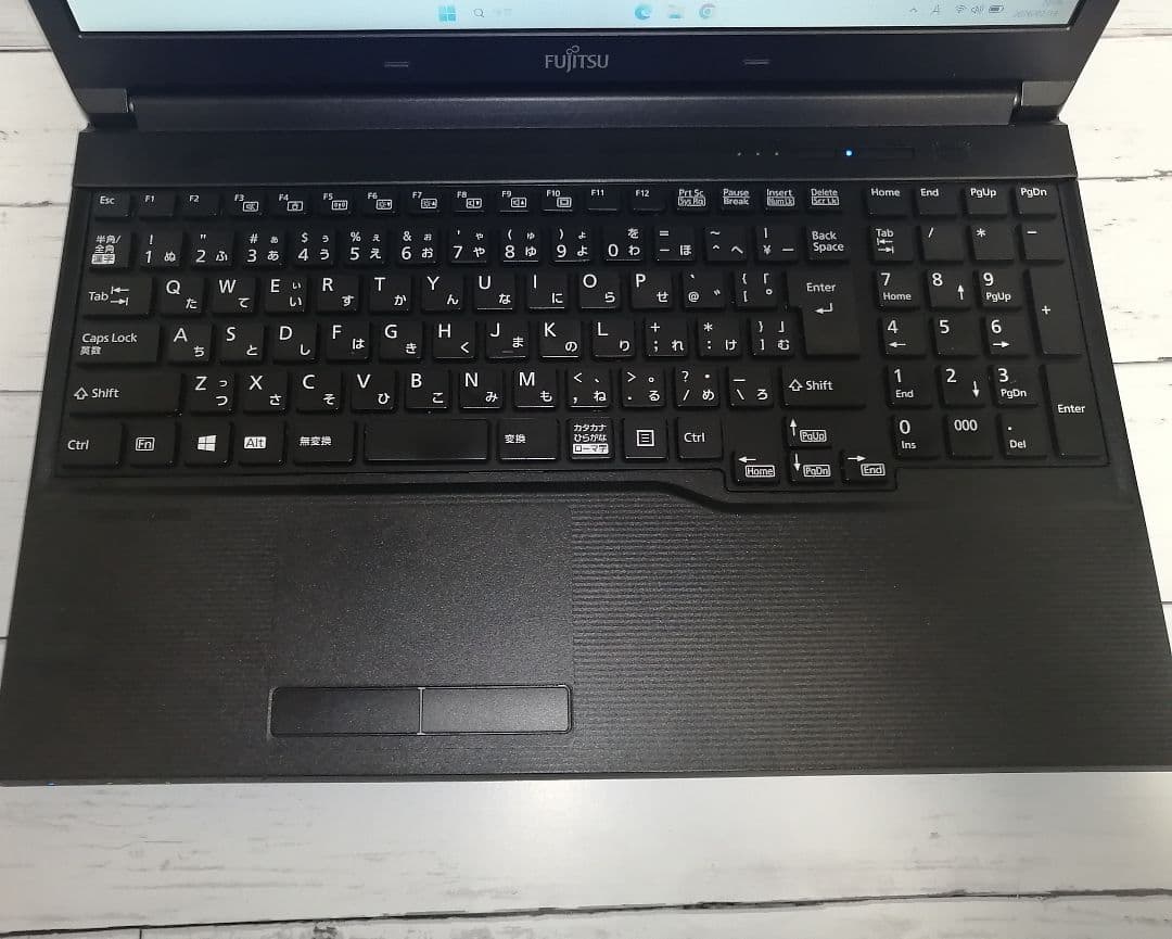 Windows11 FUJITSU ノートパソコン 本体 SSD オフィス付き