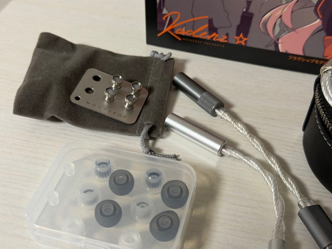 Kadenz e☆earphone x MOONDROP