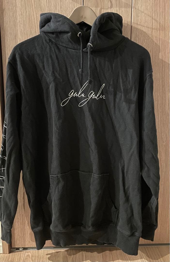 gulu gulu パーカー