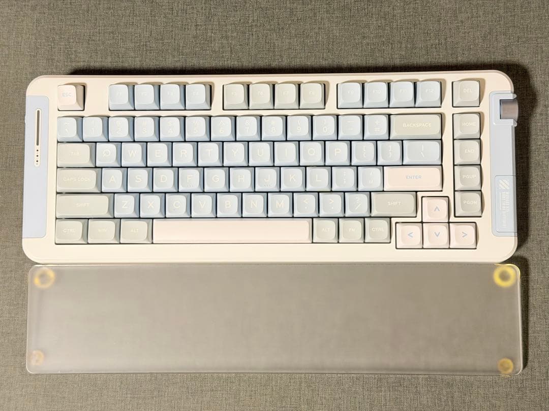 Ｘ75 メカニカルゲーミングキーボード　ホットスワップ対応