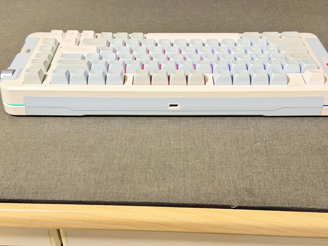 Ｘ75 メカニカルゲーミングキーボード　ホットスワップ対応