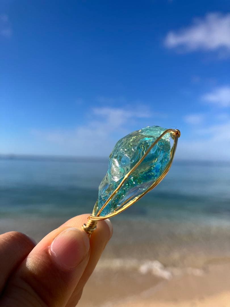 アンダラクリスタルのペンダントトップ（シアンエンジェル）