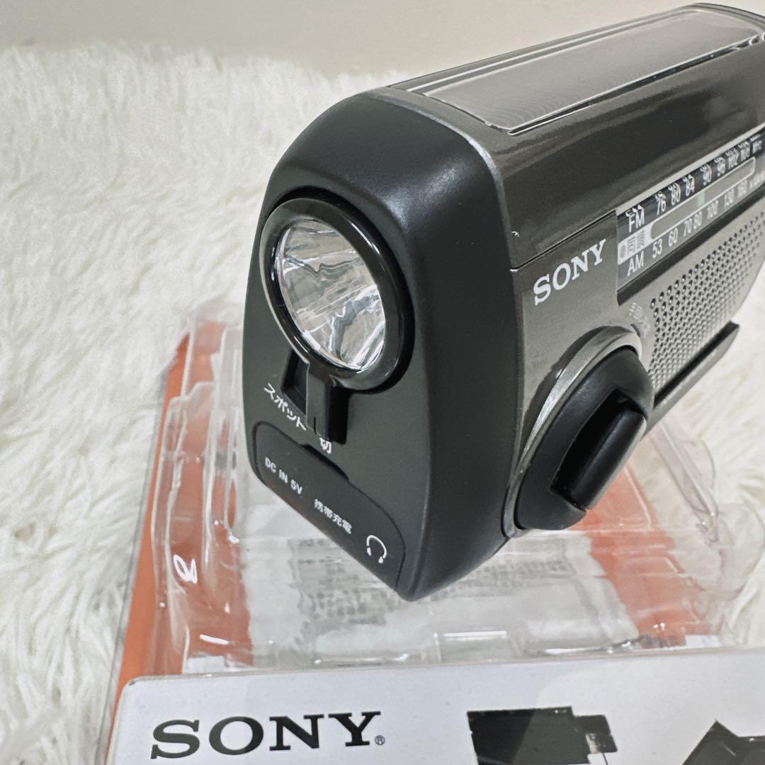 美品SONY ICF-B99 防災ラジオ スマホ充電可 太陽光・手回し充電OK
