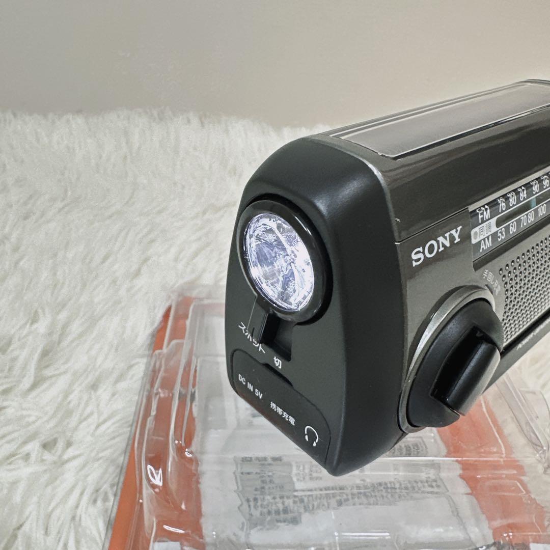美品SONY ICF-B99 防災ラジオ スマホ充電可 太陽光・手回し充電OK