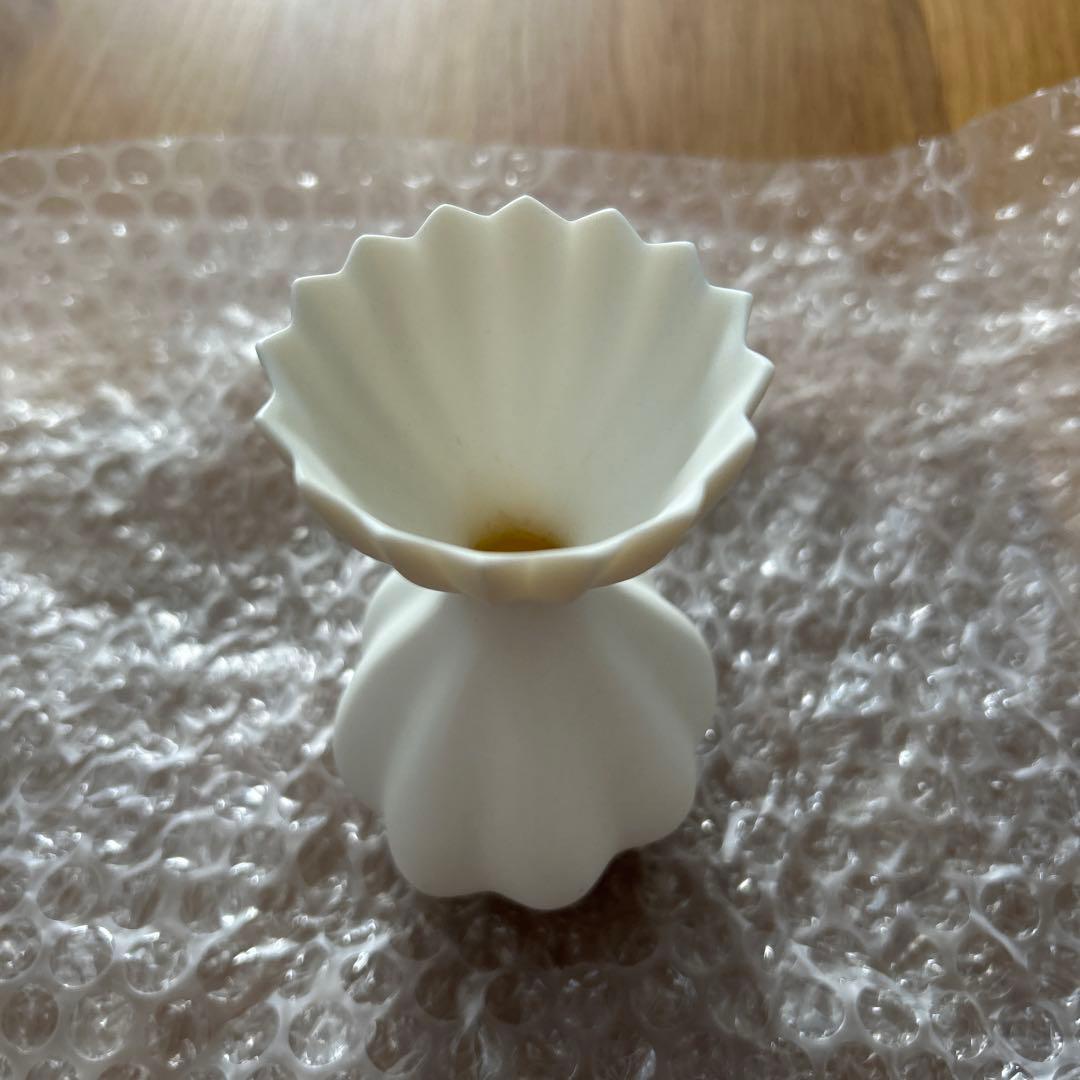 若杉聖子、磁器、ホワイト　花瓶　工芸　美術　人気作家