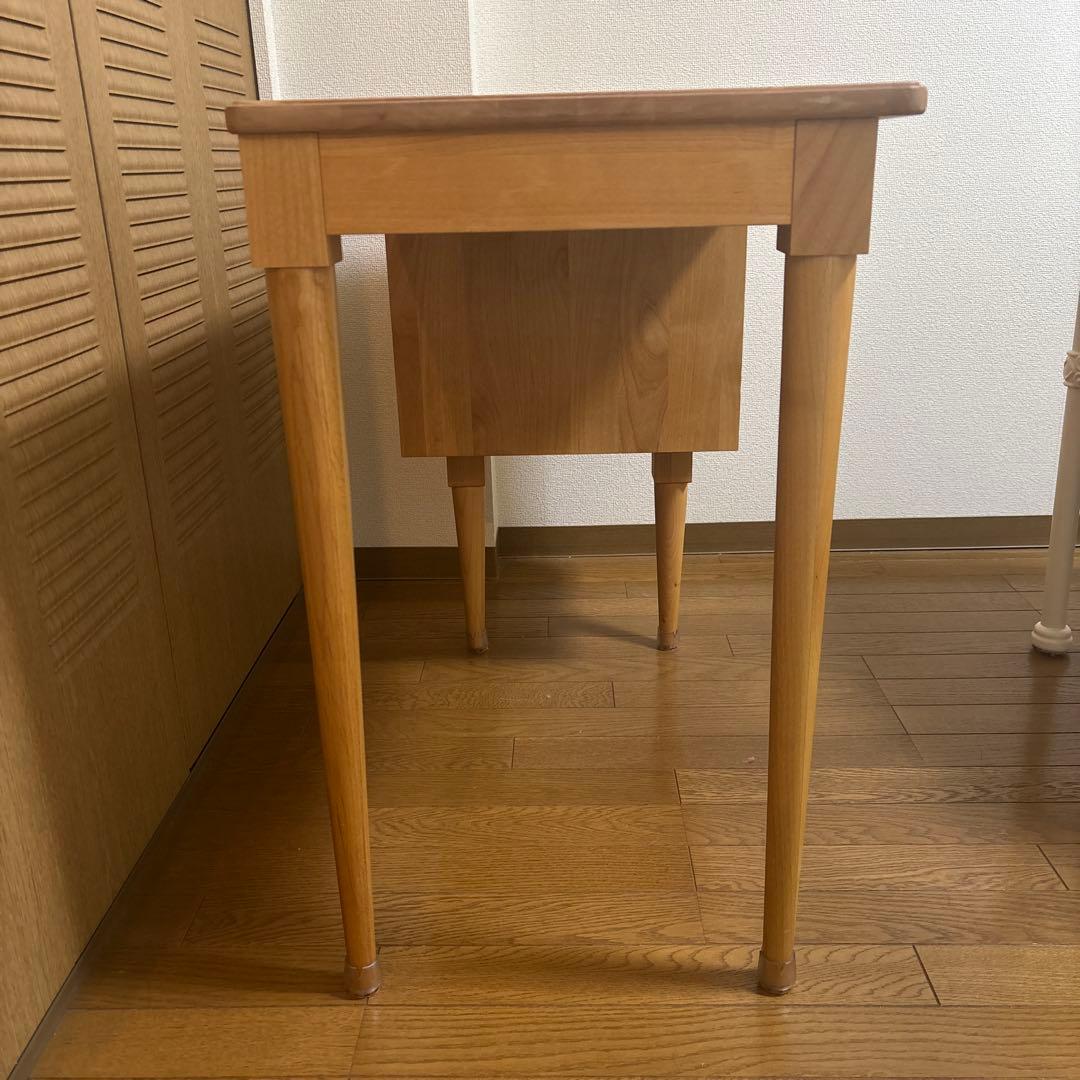 モモナチュラル　デスク