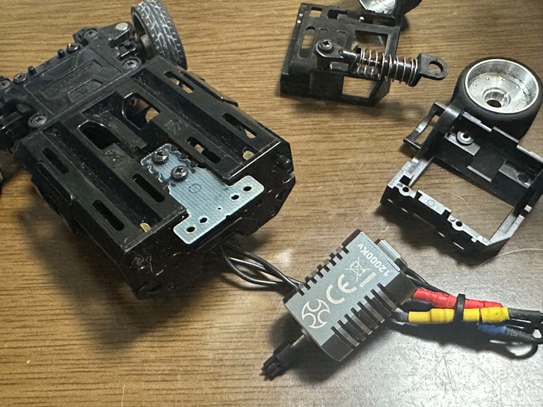 Y*。様 京商MINI-Z MR03 動作確認済み　デフ無しジャンク品